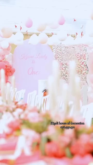 Pink and white florals on a guest table